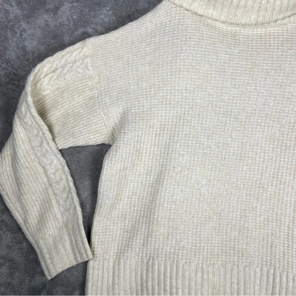 Something Navy Sweater Womens XS Cream Wool Cable Knit Texture Cowl Neck Casual - Picture 4 of 8